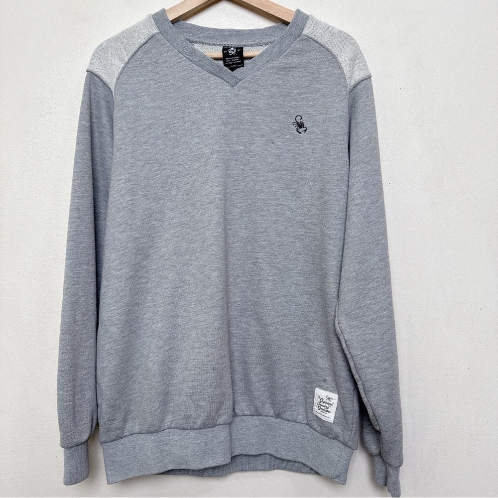 Crooks & Castles Mens Large Gray V-Neck Sweater Pullover